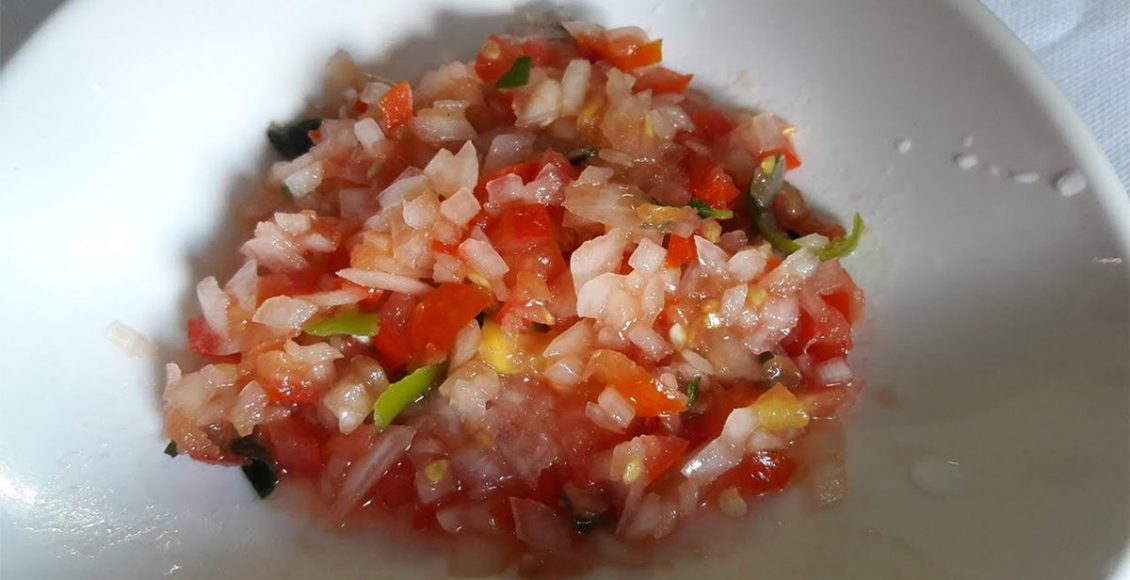 Tomato Onion Chammanthi Recipe Malayalam