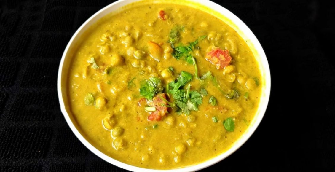 TASTY KERALA GREEN PEAS CURRY RECIPE Malayalam