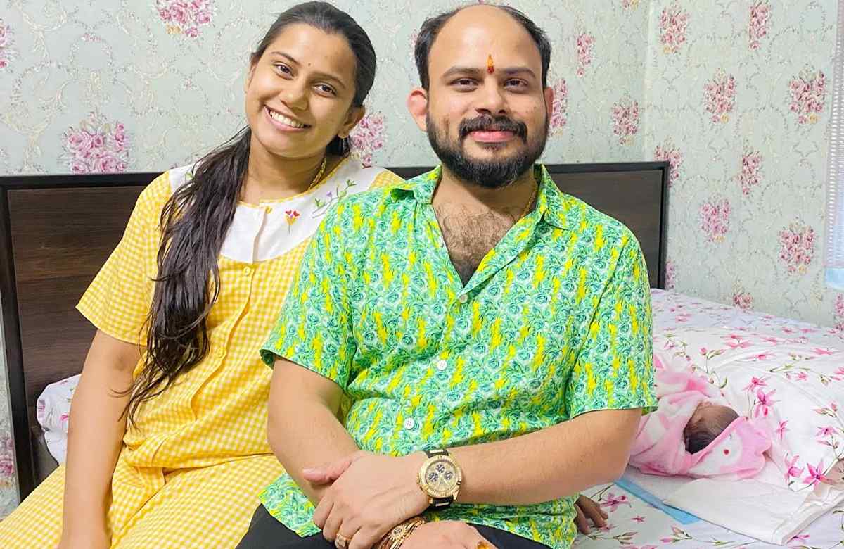 Devika Nambiar And Baby To Home Video VIral Malayalam