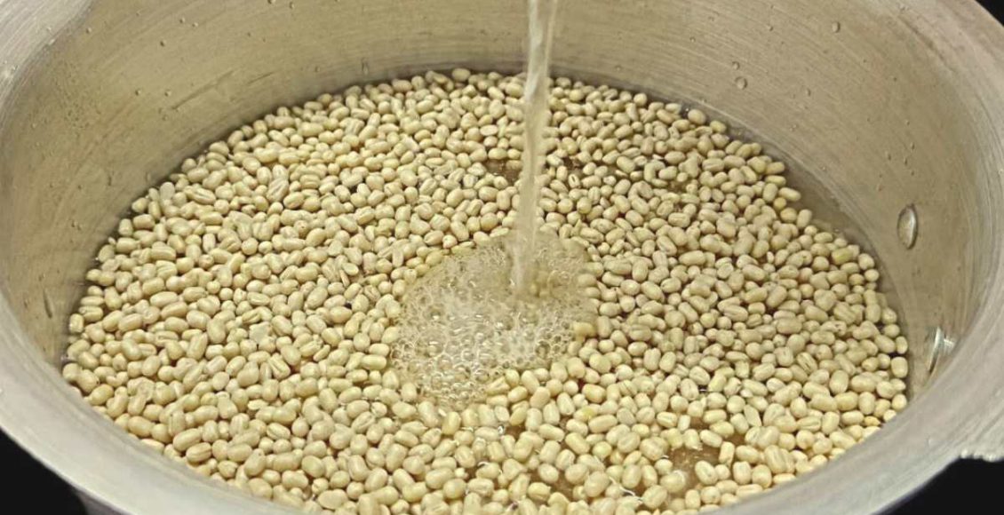 Tasty Verity Uzhunnu Snack Recipe