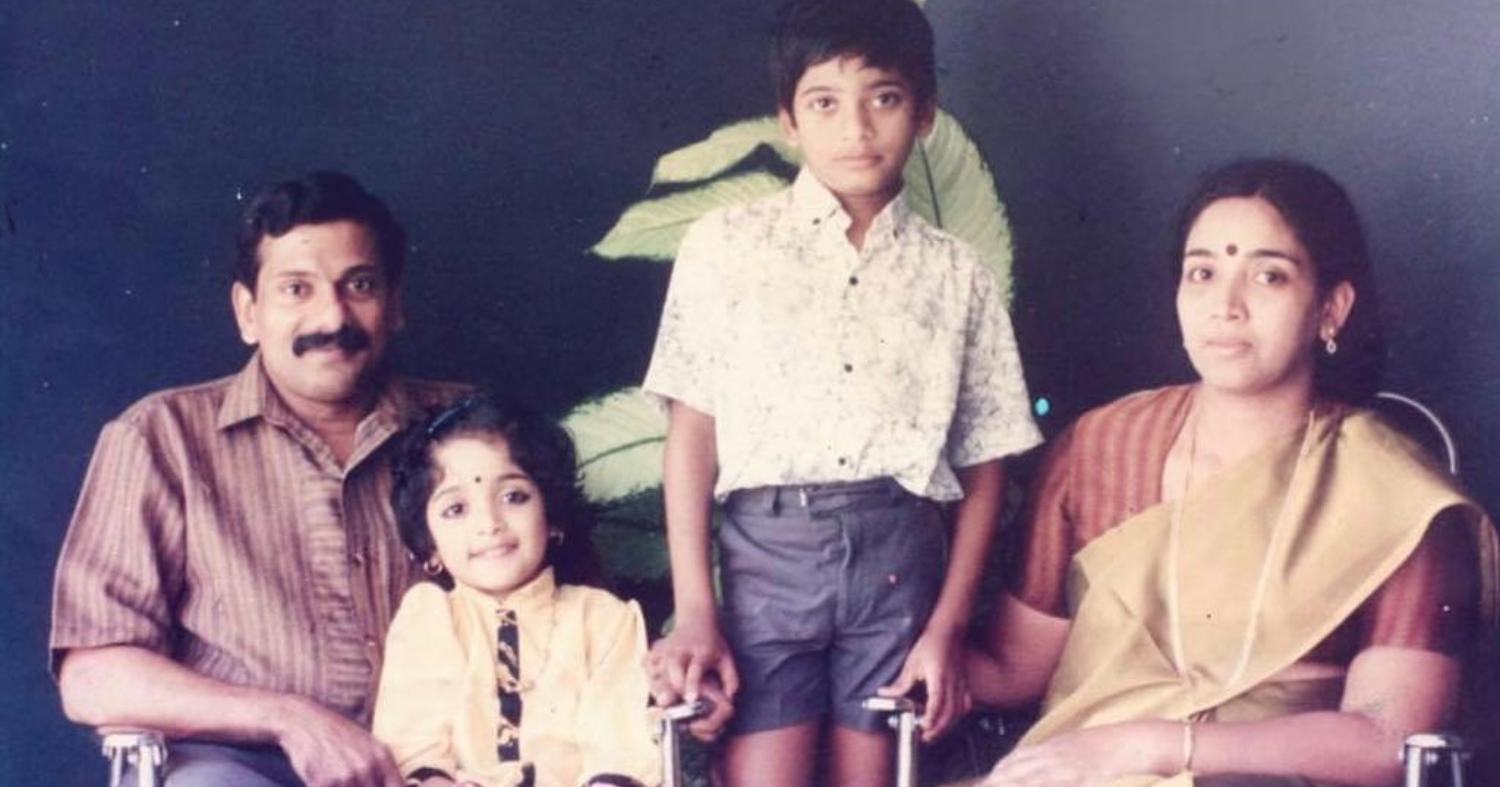 Kavya Madhavan Family Photo Viral Celebrity News